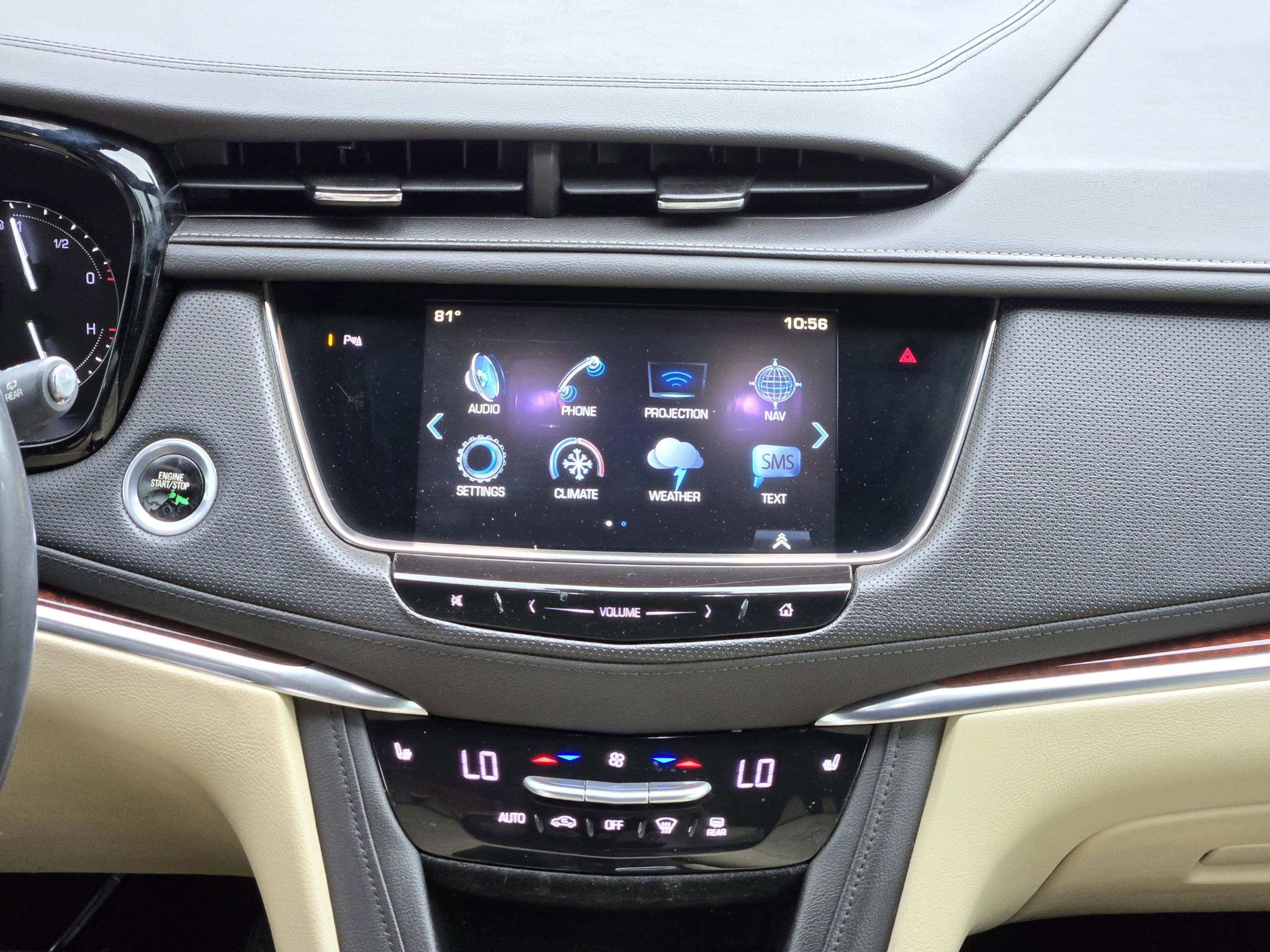Used 2017 Cadillac XT5 Luxury w/ Driver Awareness Package AWD/4WD image 12