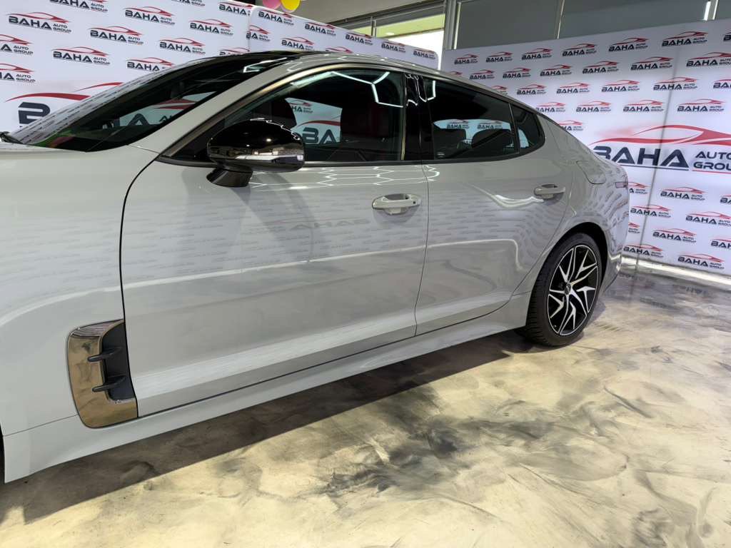Used 2023 Kia Stinger GT-Line w/ Sun & Sound Package AWD/4WD image 6