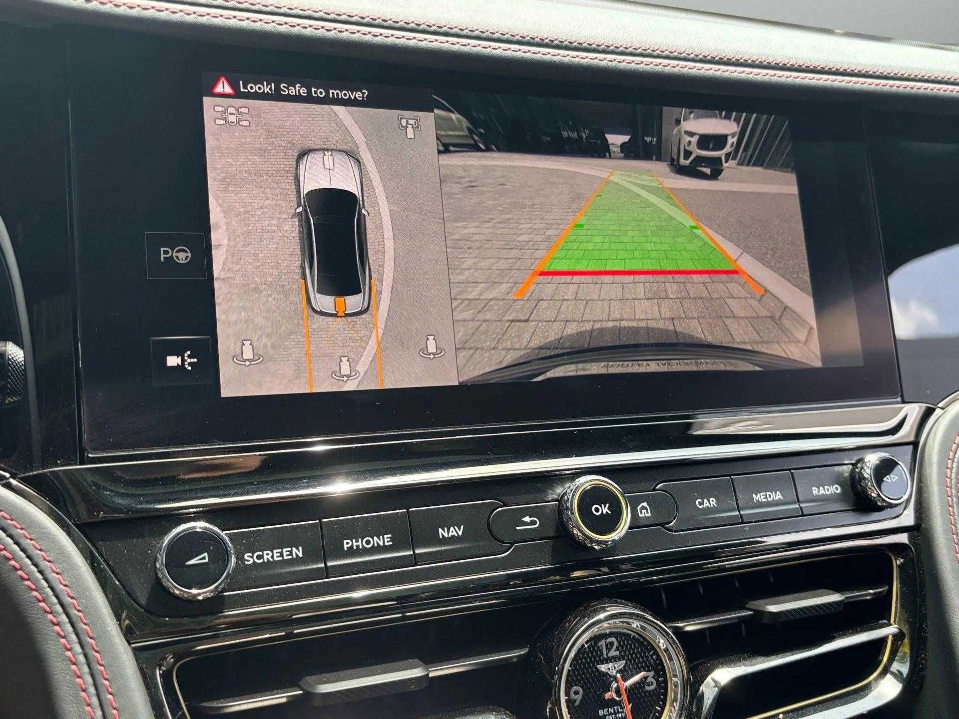 New 2025 Bentley Flying Spur Plug-In Hybrid image 58