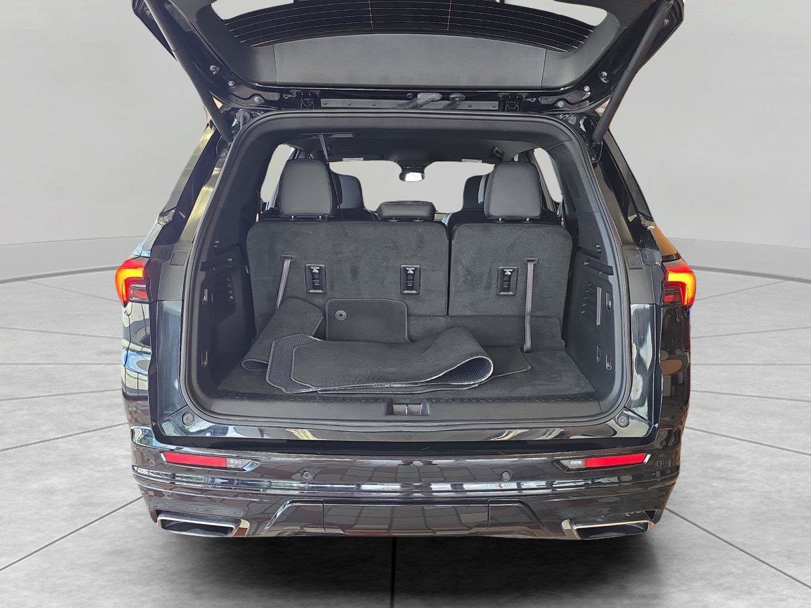 Used 2026 Buick Enclave Sport Touring AWD/4WD image 13