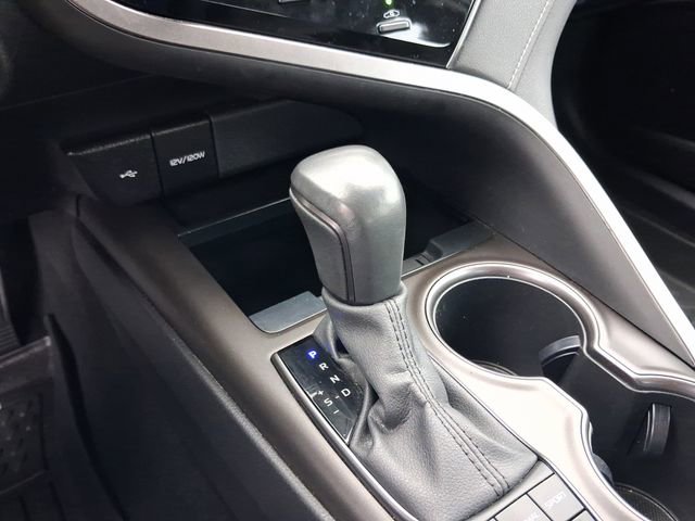Used 2022 Toyota Camry SE FWD image 20