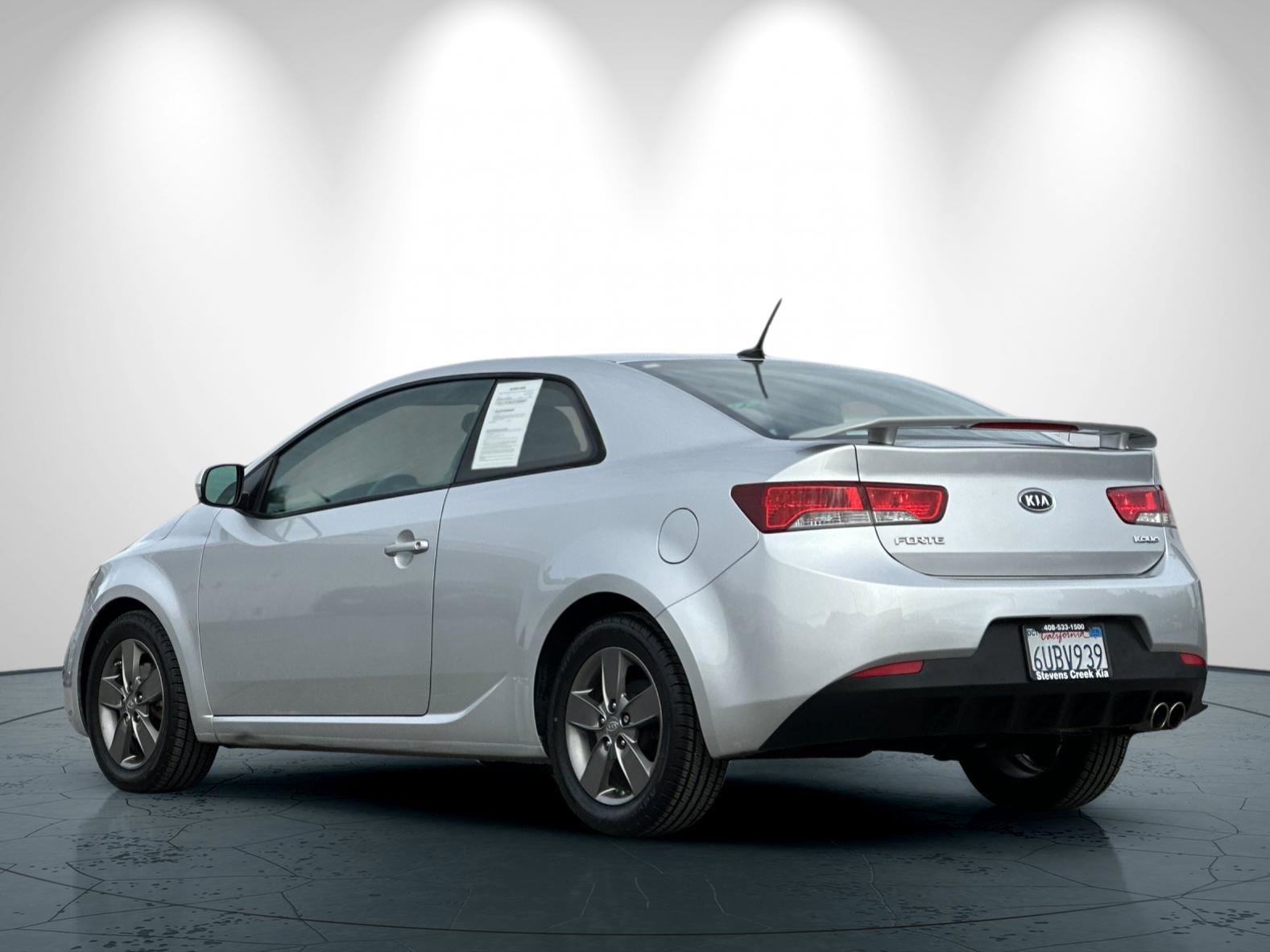 Used 2011 Kia Forte Koup EX image 6