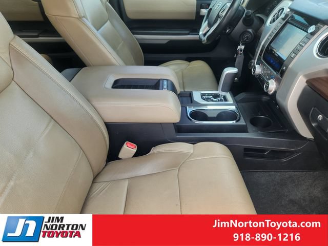 Used 2018 Toyota Tundra Limited w/ Limited Premium Package AWD/4WD image 15