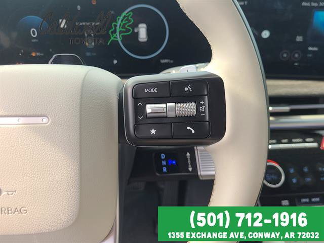 Used 2025 Hyundai Santa Fe Calligraphy FWD image 26