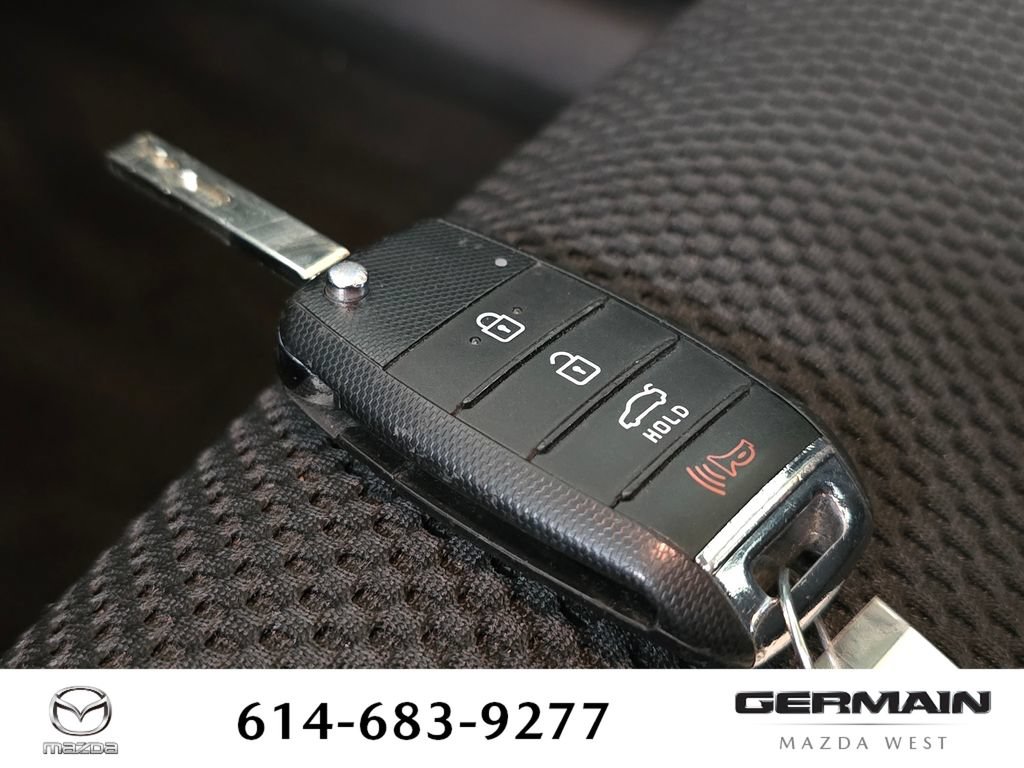 Used 2020 Kia Optima LX FWD image 36