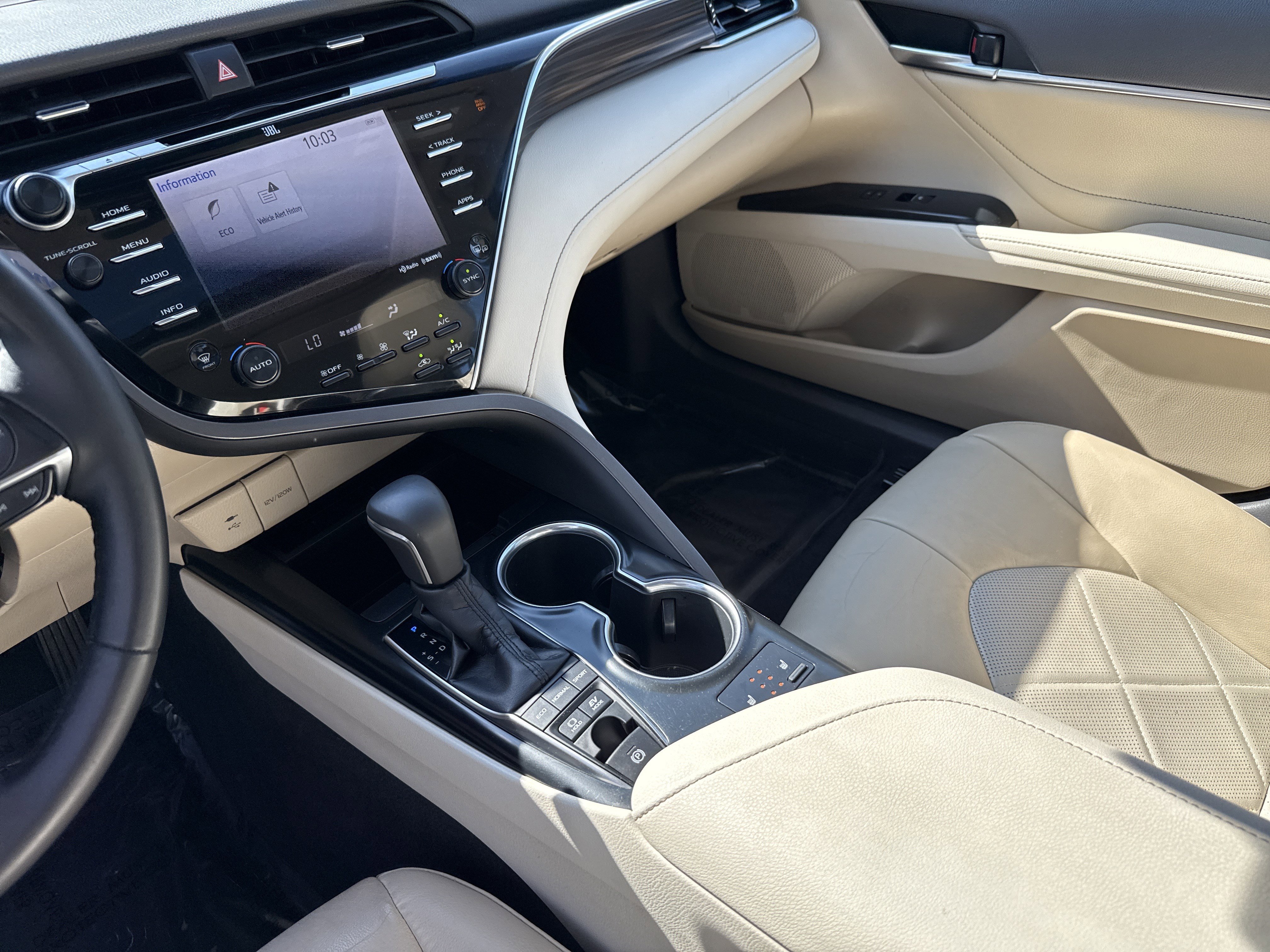 Used 2018 Toyota Camry XLE w/ Audio Package FWD image 26