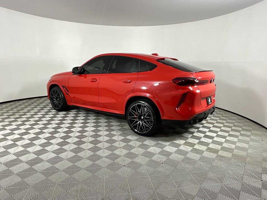 Used 2025 BMW X6 M Competition w/ Executive Package image 3