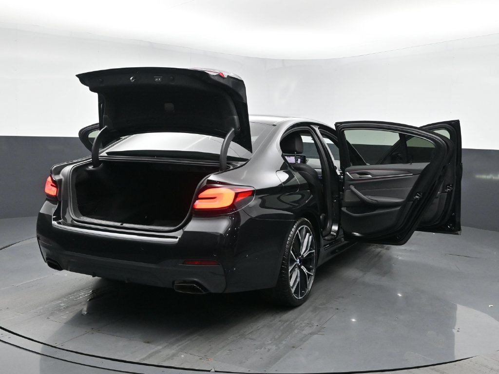 Used 2021 BMW 540i w/ M Sport Package RWD image 30