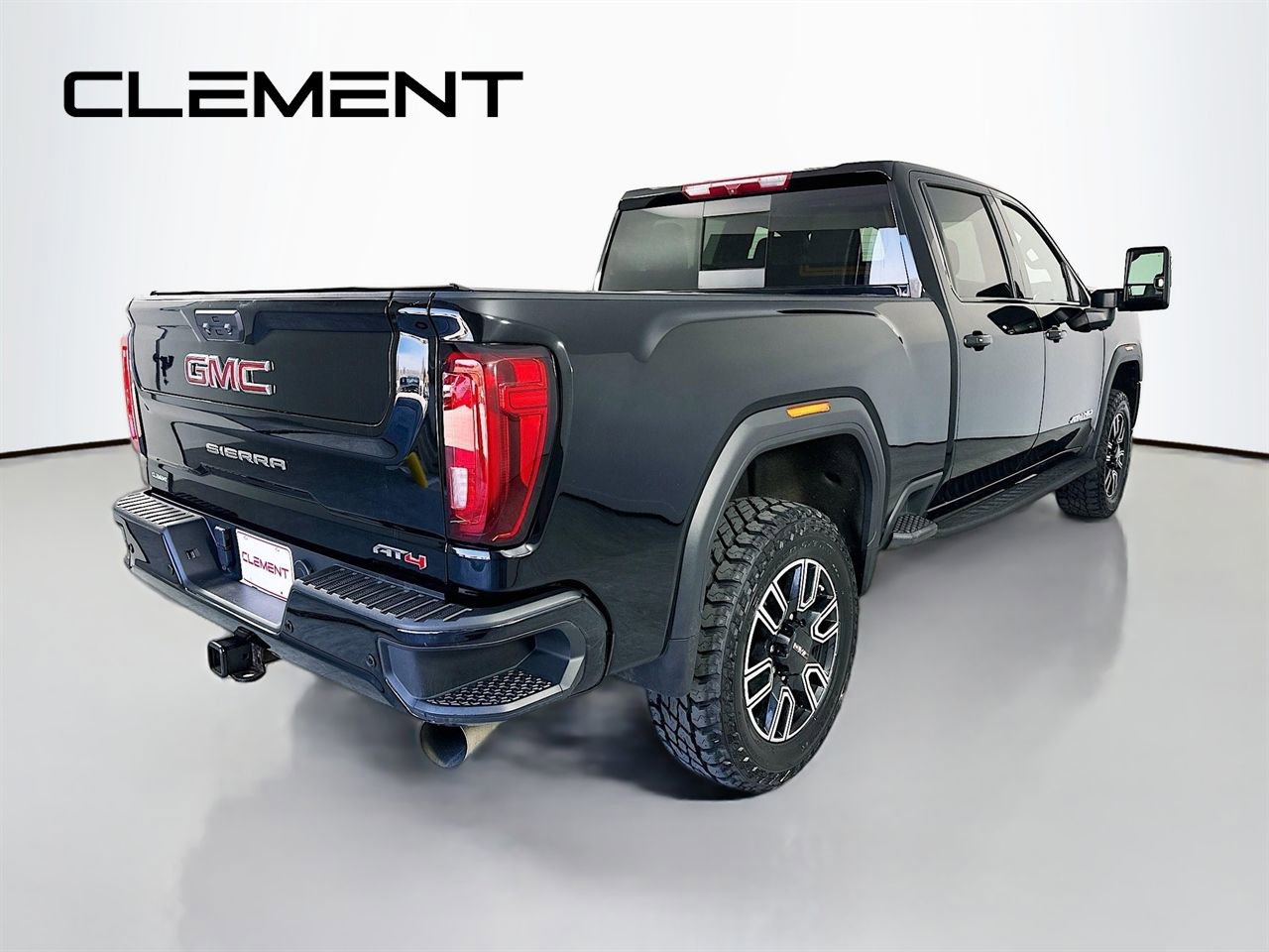 Used 2023 GMC Sierra 3500 AT4 w/ AT4 Preferred Package AWD/4WD image 7