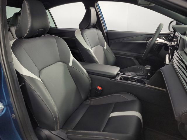Used 2025 Toyota Camry SE image 15