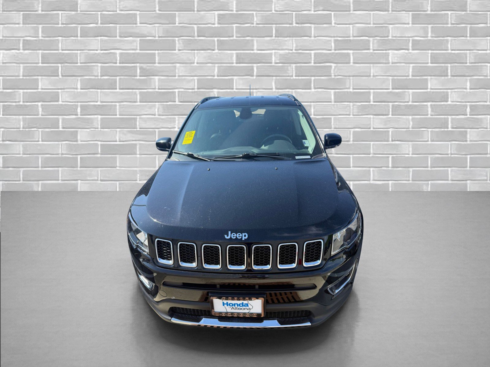Used 2018 Jeep Compass Limited AWD/4WD image 2