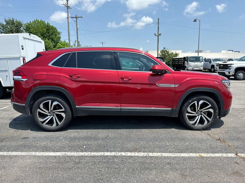 Used 2021 Volkswagen Atlas Cross Sport SEL Premium AWD/4WD image 4