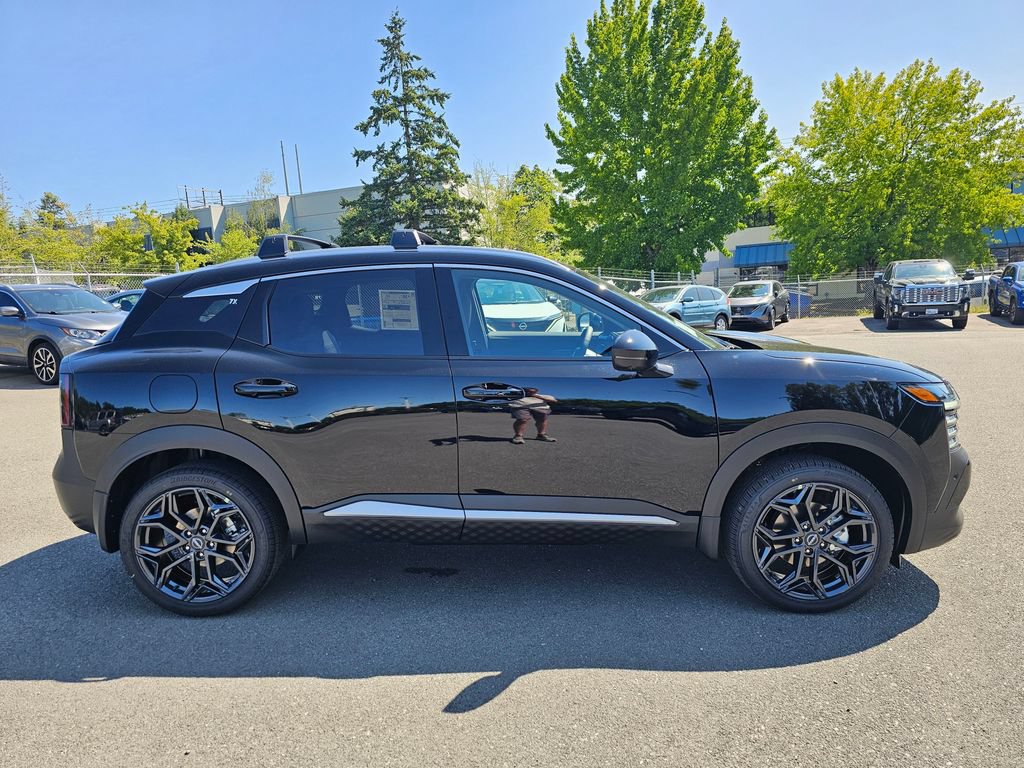 New 2026 Nissan Kicks SR w/ Cold Weather Package AWD/4WD image 4