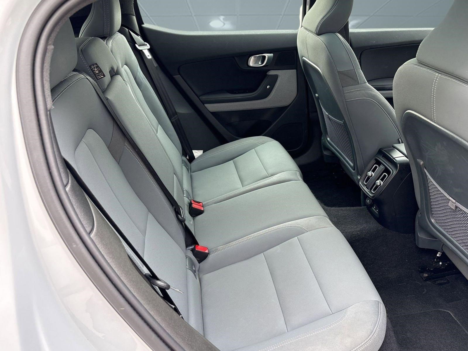 Used 2023 Polestar Polestar 2 w/ Pilot Pack image 28