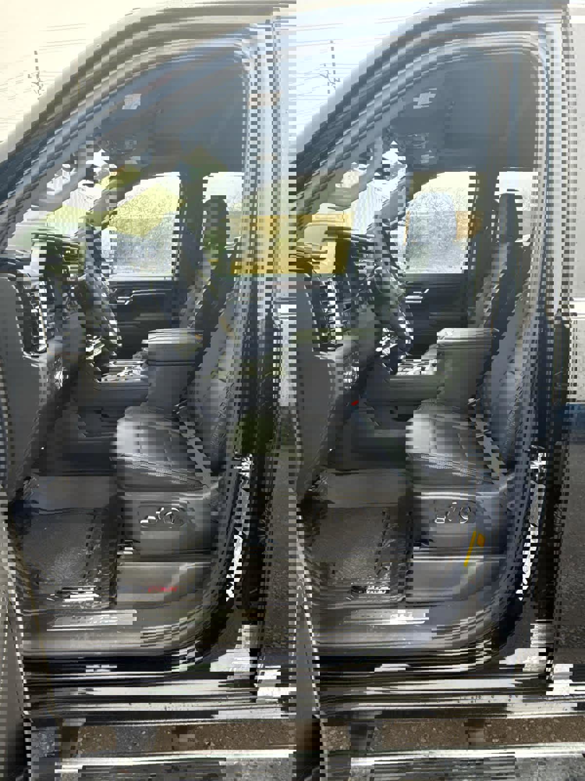 New 2025 GMC Sierra 2500 Denali w/ Denali Reserve Package image 18