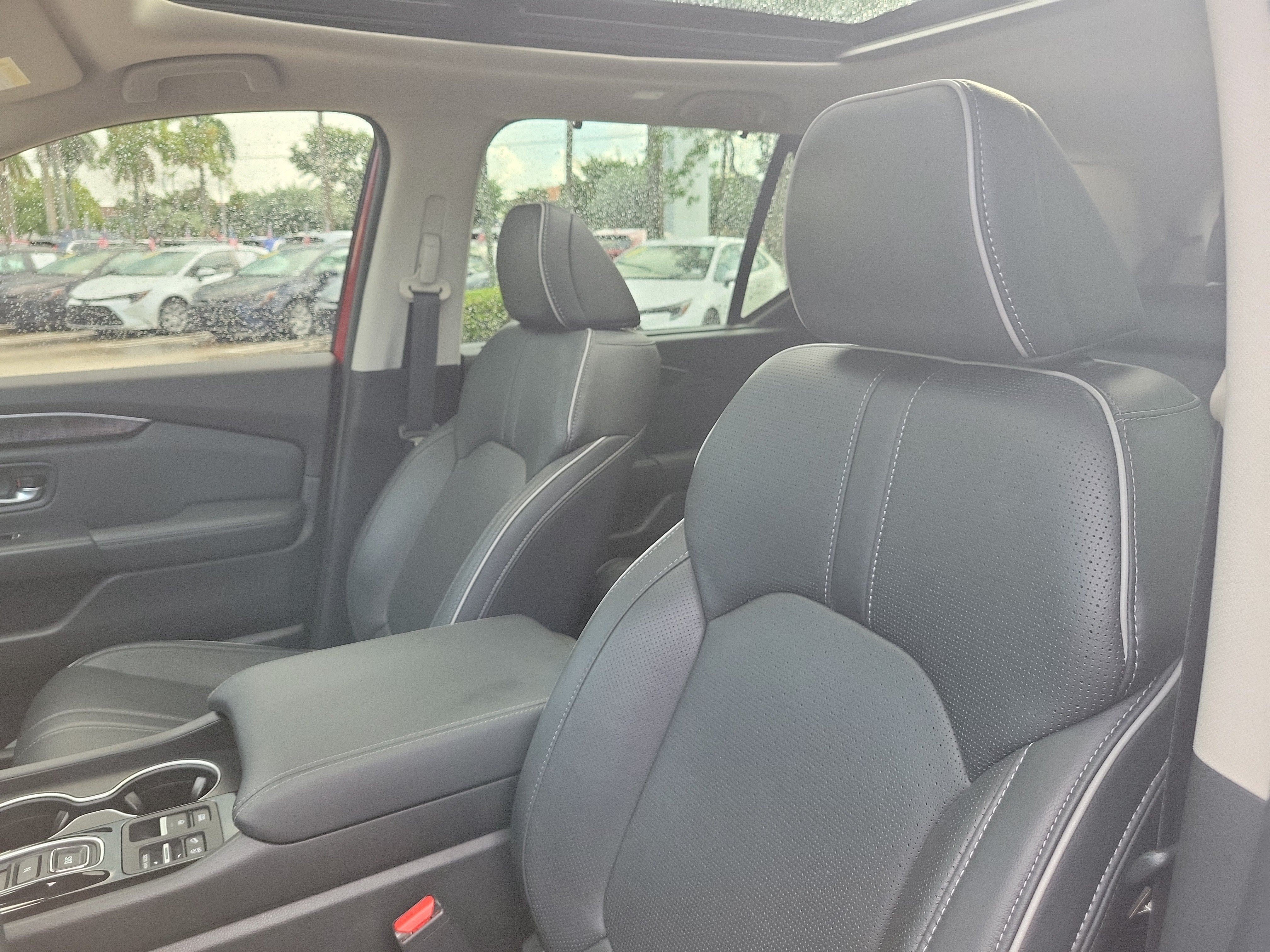 Used 2023 Honda Pilot Elite image 24