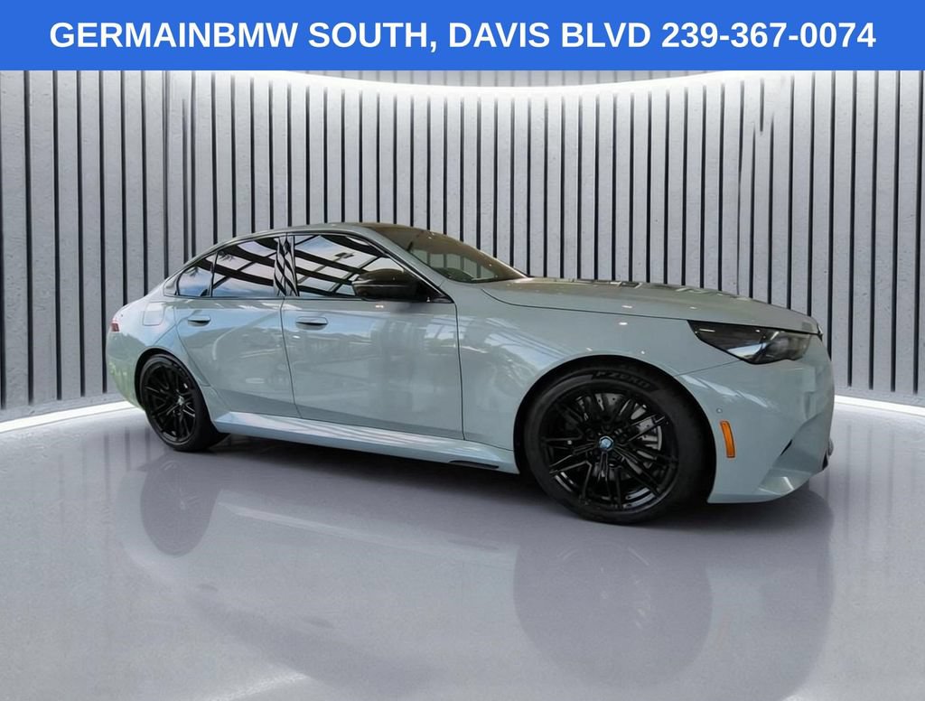 Certified 2025 BMW M5 w/ Carbon Package AWD/4WD image 4