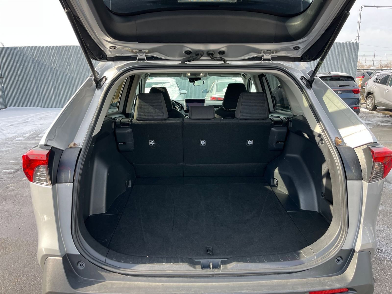 Used 2025 Toyota RAV4 LE image 30