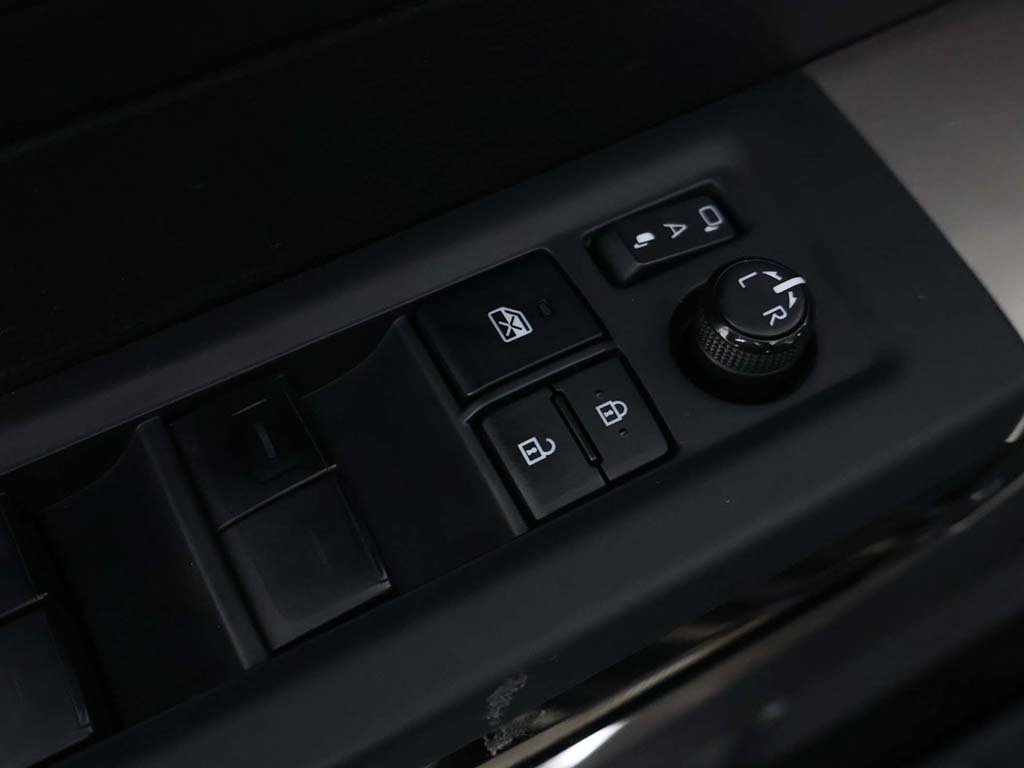 Used 2022 Toyota Tundra Limited w/ TRD Off-Road Package image 36