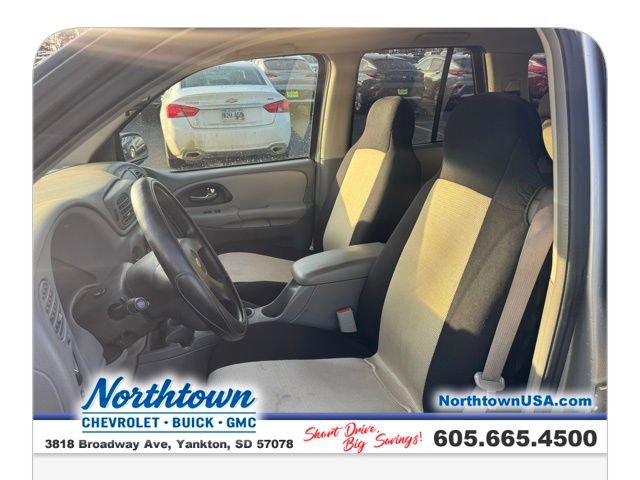 Used 2005 Chevrolet TrailBlazer LS w/ LS Preferred Equipment Group image 13