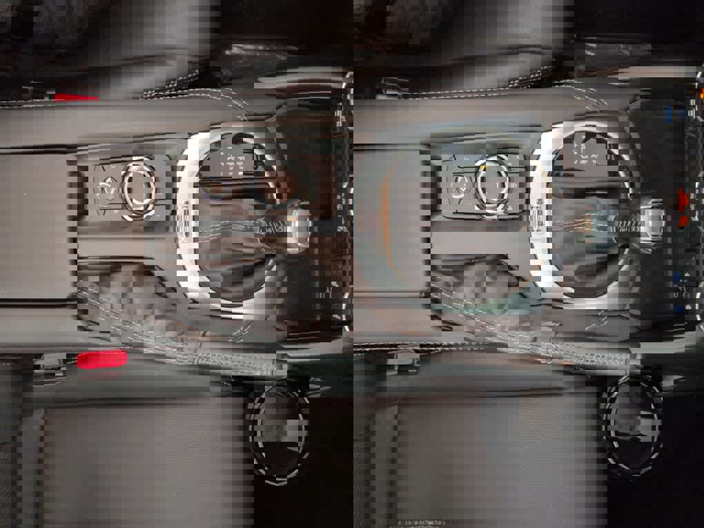 Used 2025 MAZDA MX-5 Miata RF Grand Touring image 21