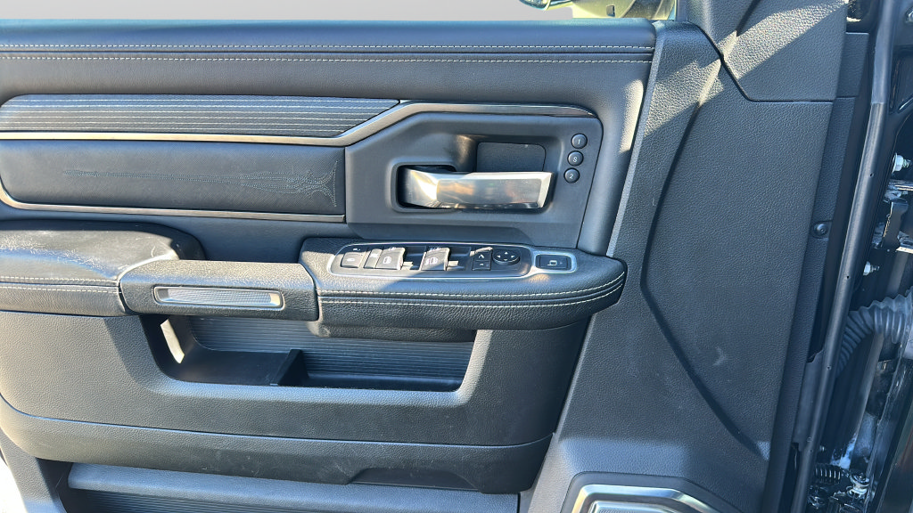 Used 2019 RAM 3500 Limited w/ Max Tow Package AWD/4WD image 25