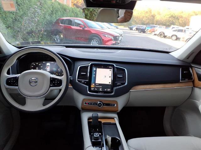 Used 2022 Volvo XC90 T8 Inscription Expression w/ Advanced Package image 13