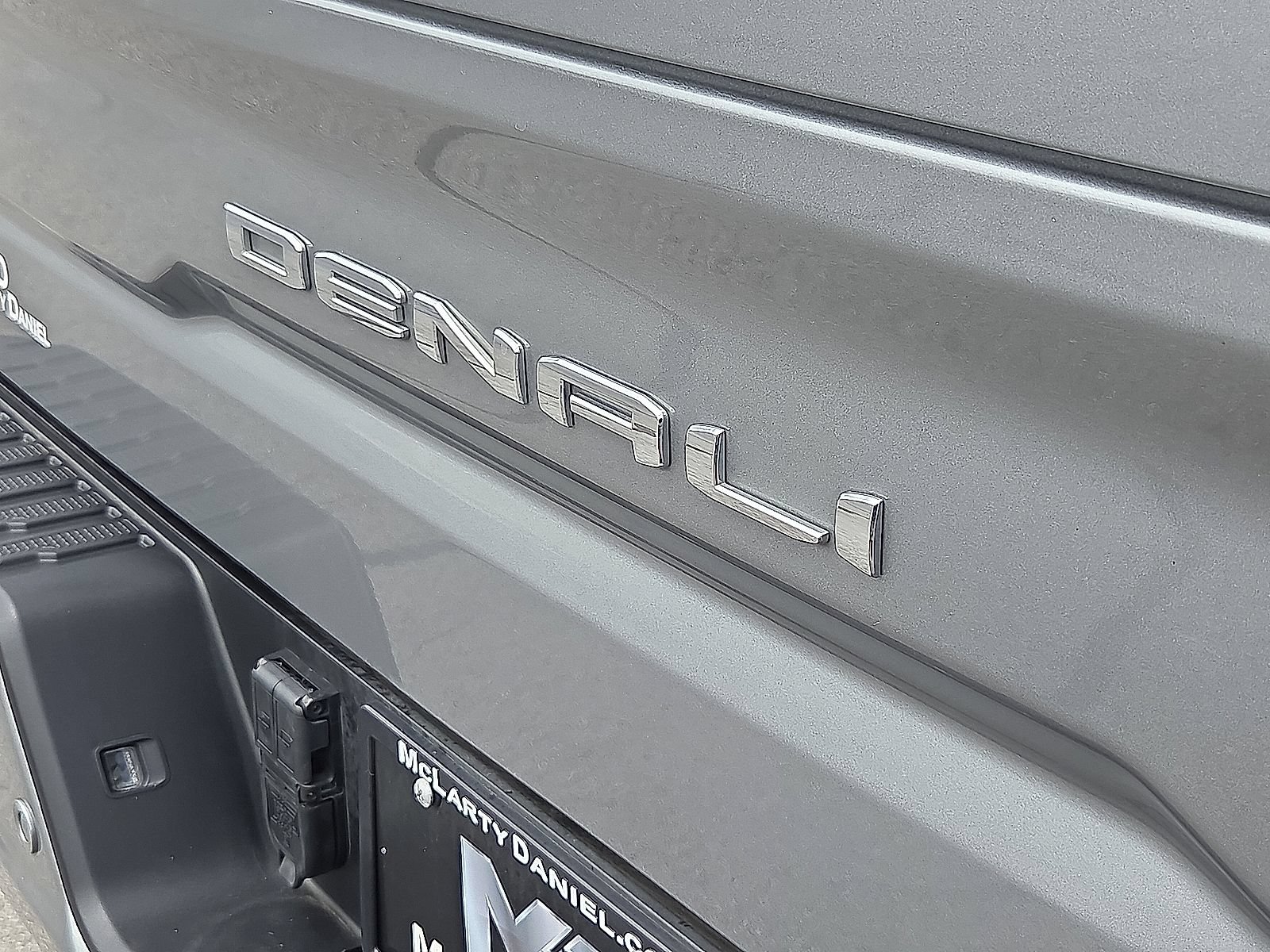 Certified 2023 GMC Sierra 1500 Denali w/ Denali Reserve Package AWD/4WD image 16