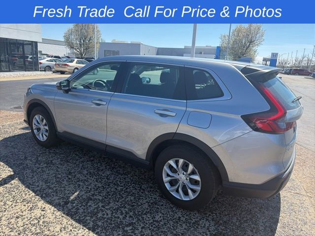 Used 2023 Honda CR-V LX image 4