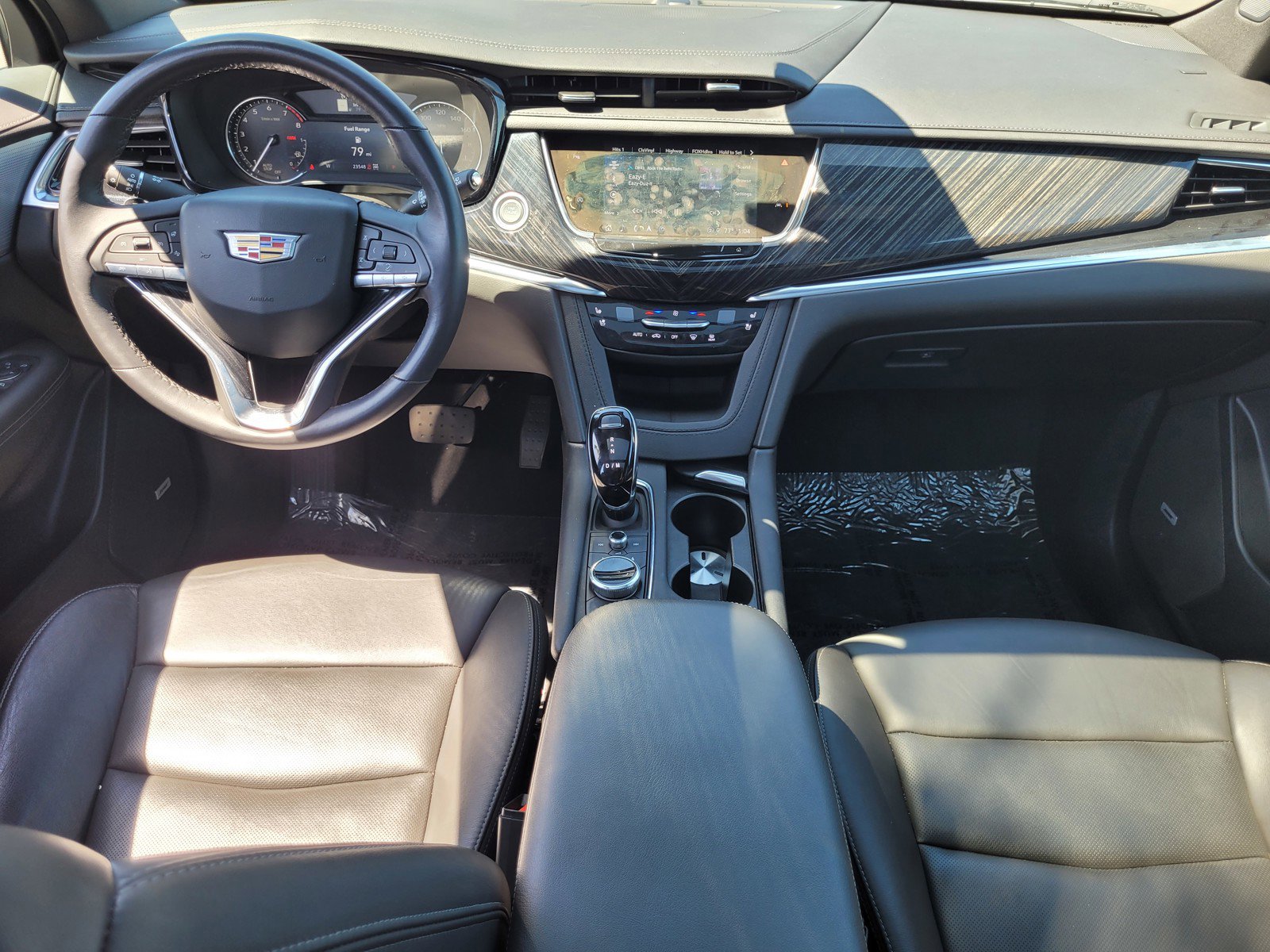 Used 2025 Cadillac XT6 Premium Luxury AWD/4WD image 15
