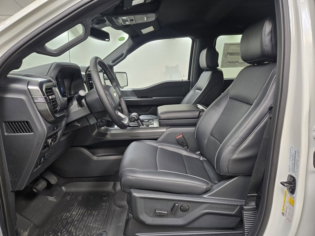 New 2025 Ford F150 Lariat w/ Equipment Group 501A Mid image 16