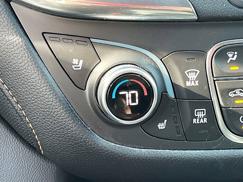 Used 2020 Chevrolet Equinox Premier image 20