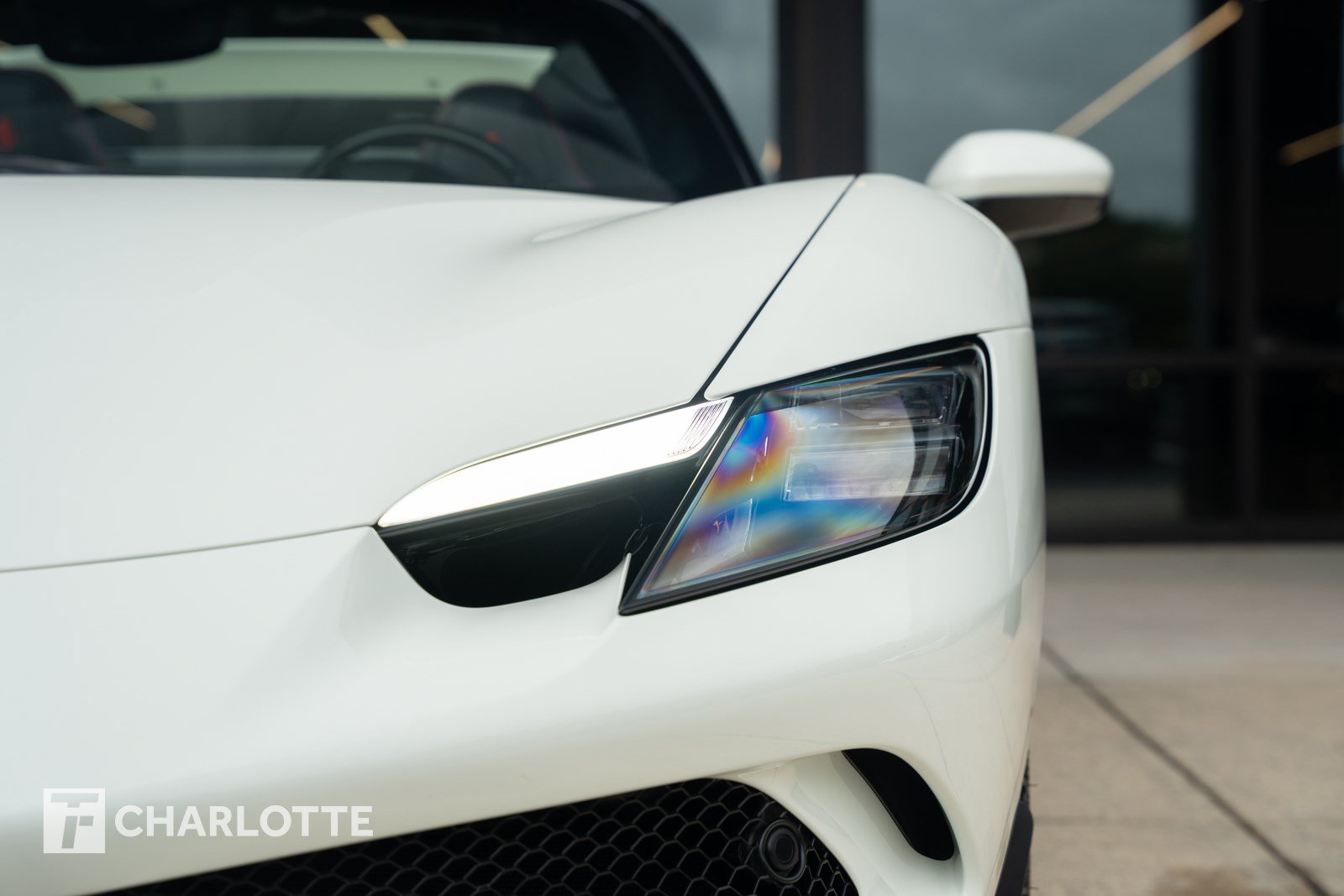 Used 2024 Ferrari 296 GTS RWD image 5