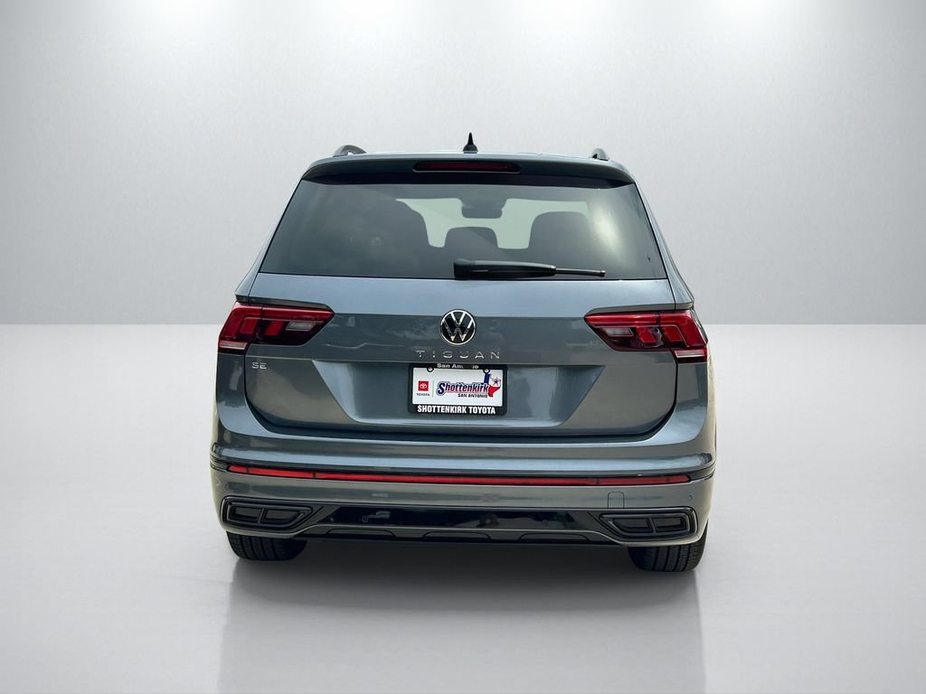 Used 2024 Volkswagen Tiguan SE R-Line FWD image 6