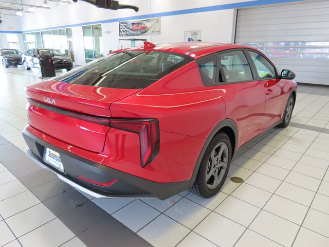Used 2025 Kia K4 LXS FWD image 12