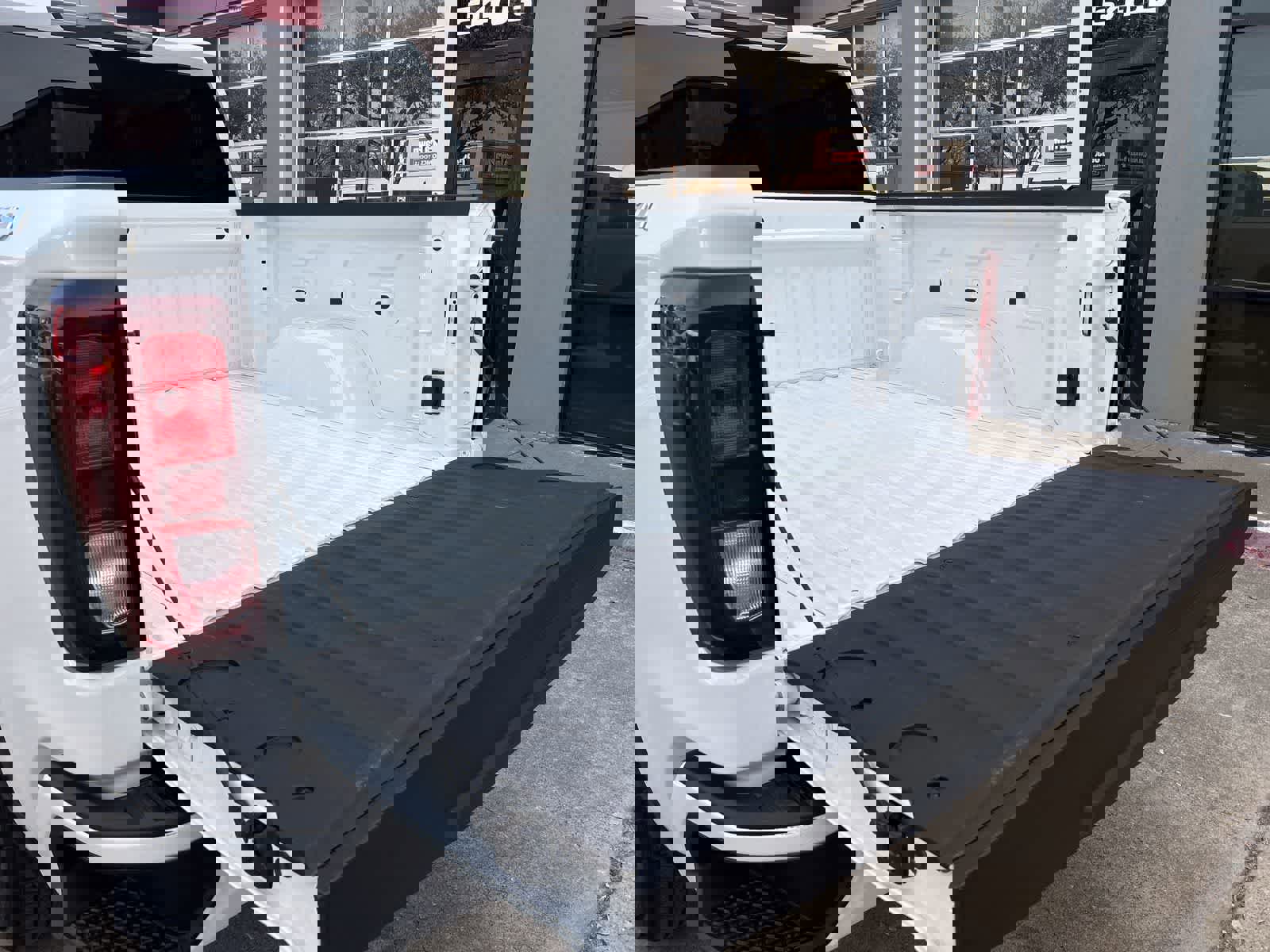 Used 2025 GMC Sierra 1500 Elevation image 26