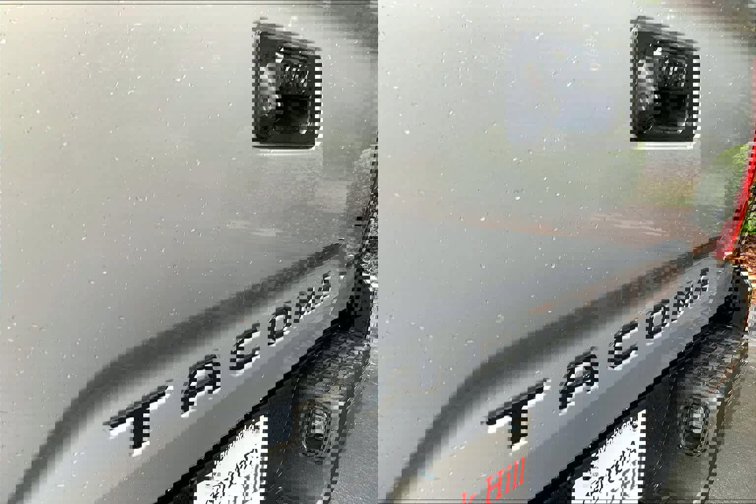 Used 2021 Toyota Tacoma SR5 RWD image 32