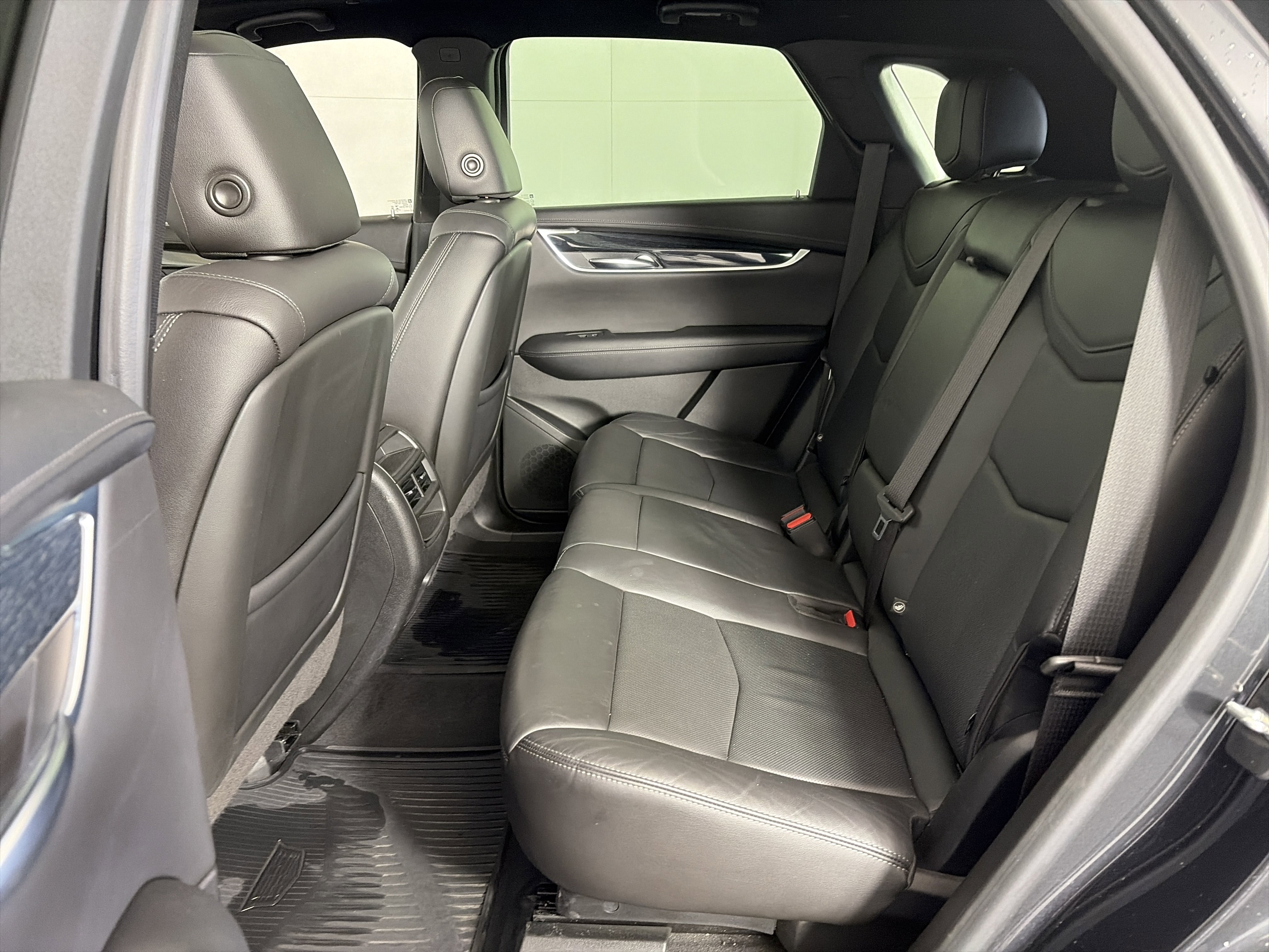 Used 2020 Cadillac XT5 Premium Luxury image 7