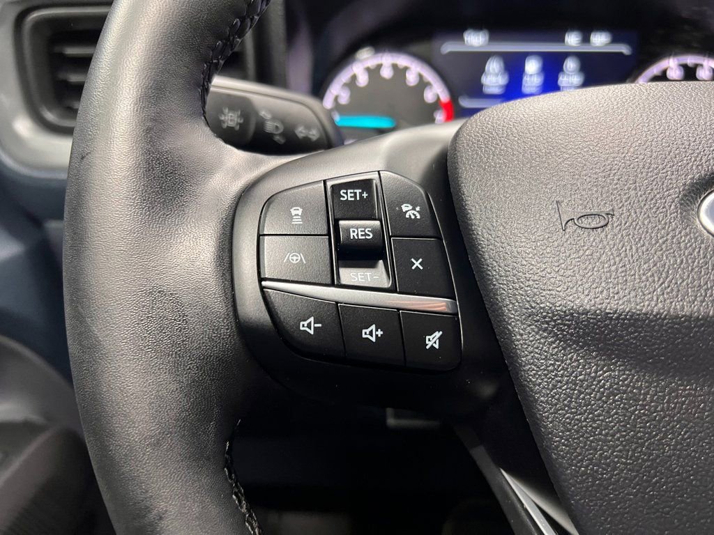 Used 2024 Ford Maverick Lariat w/ Black Appearance Package image 15