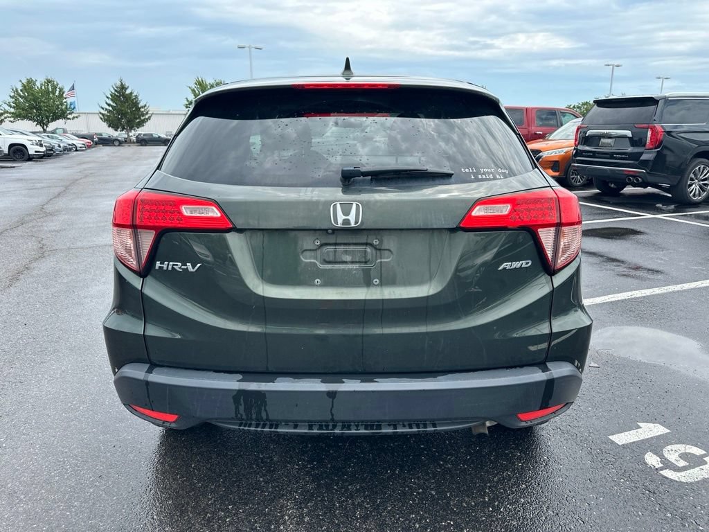 Used 2018 Honda HR-V EX image 11