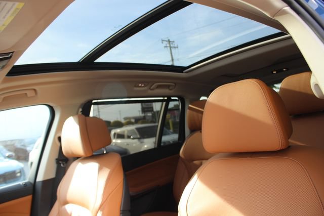 Used 2022 BMW X7 xDrive40i w/ Premium Package AWD/4WD image 23