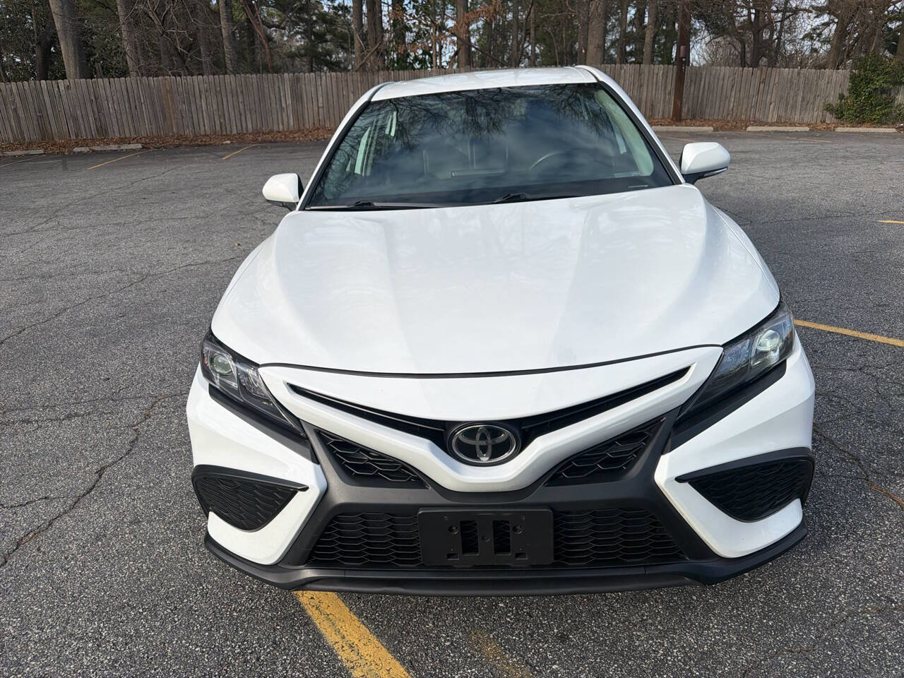 Used 2023 Toyota Camry SE image 13