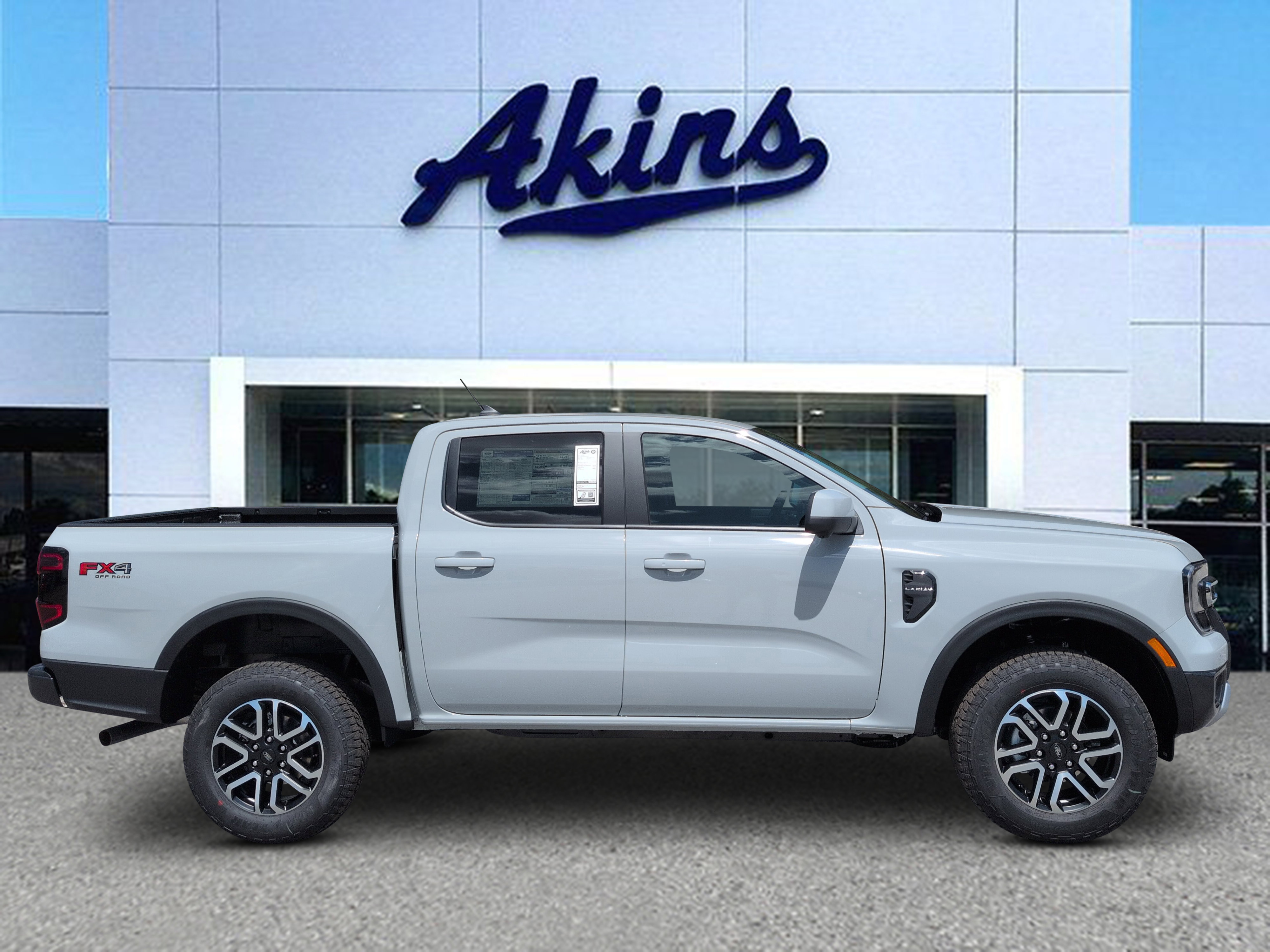 New 2026 Ford Ranger Lariat w/ FX4 Off-Road Package AWD/4WD image 1