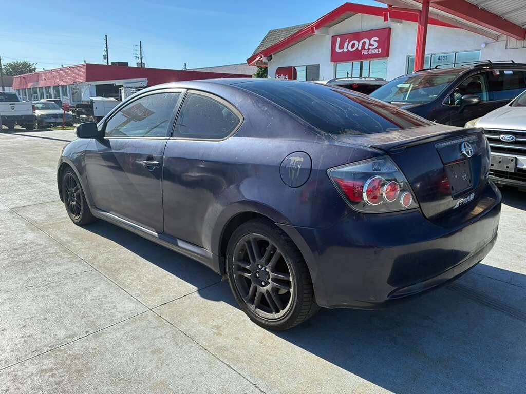 Used 2010 Scion tC FWD image 3