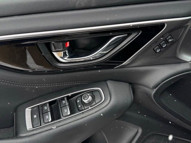 Used 2023 Subaru Outback Limited image 12