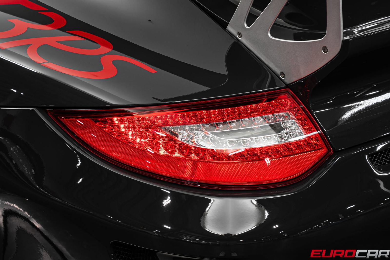 Used 2010 Porsche 911 GT3 RS RWD image 21