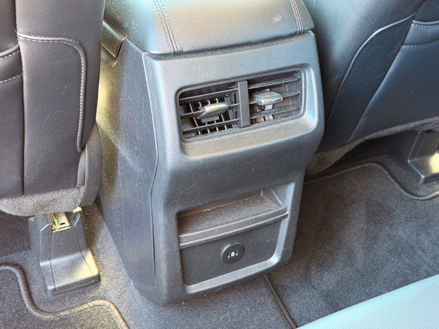 Used 2023 Ford Edge SEL AWD/4WD image 14