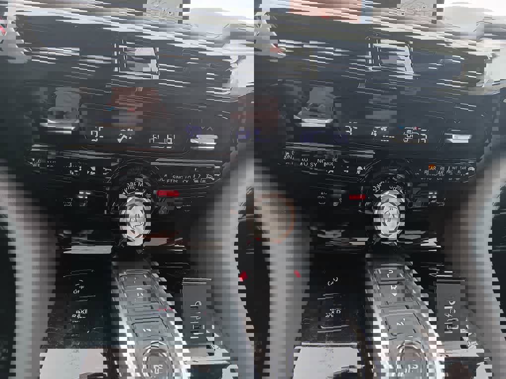 Used 2024 Acura MDX w/Technology Package image 28