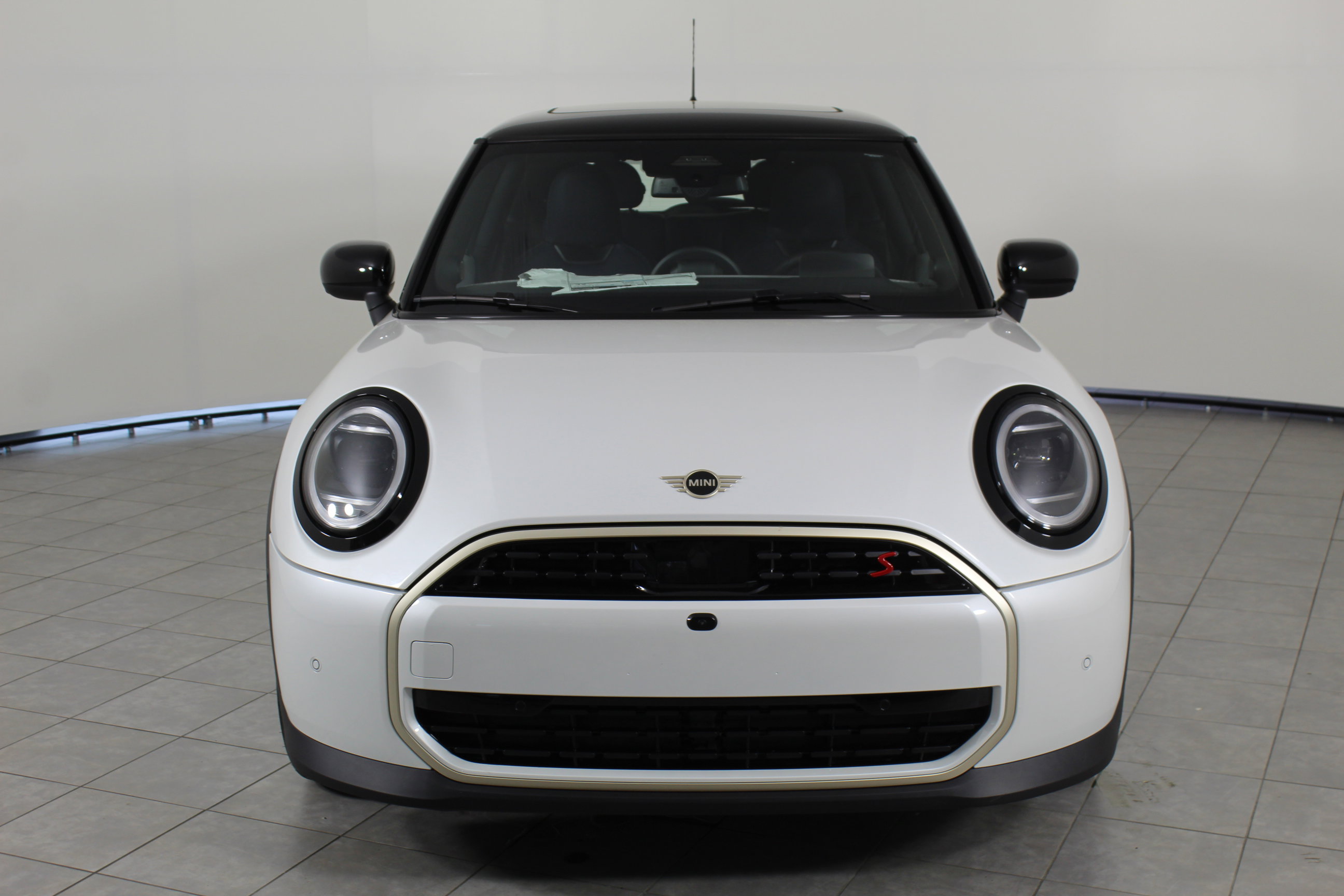 New 2025 MINI Cooper S image 3