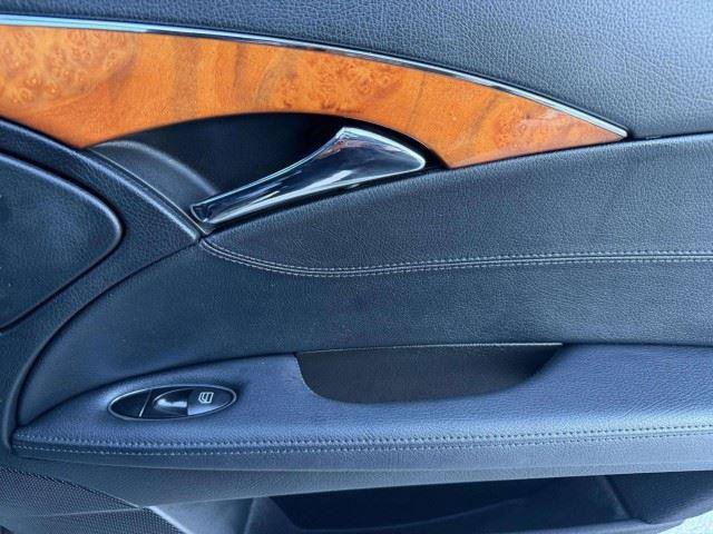 Used 2008 Mercedes-Benz E 350 4MATIC Sedan image 35